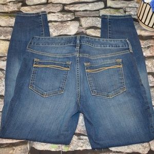 Eddie Bauer Women's Slightly Curvy Jeans Size 4